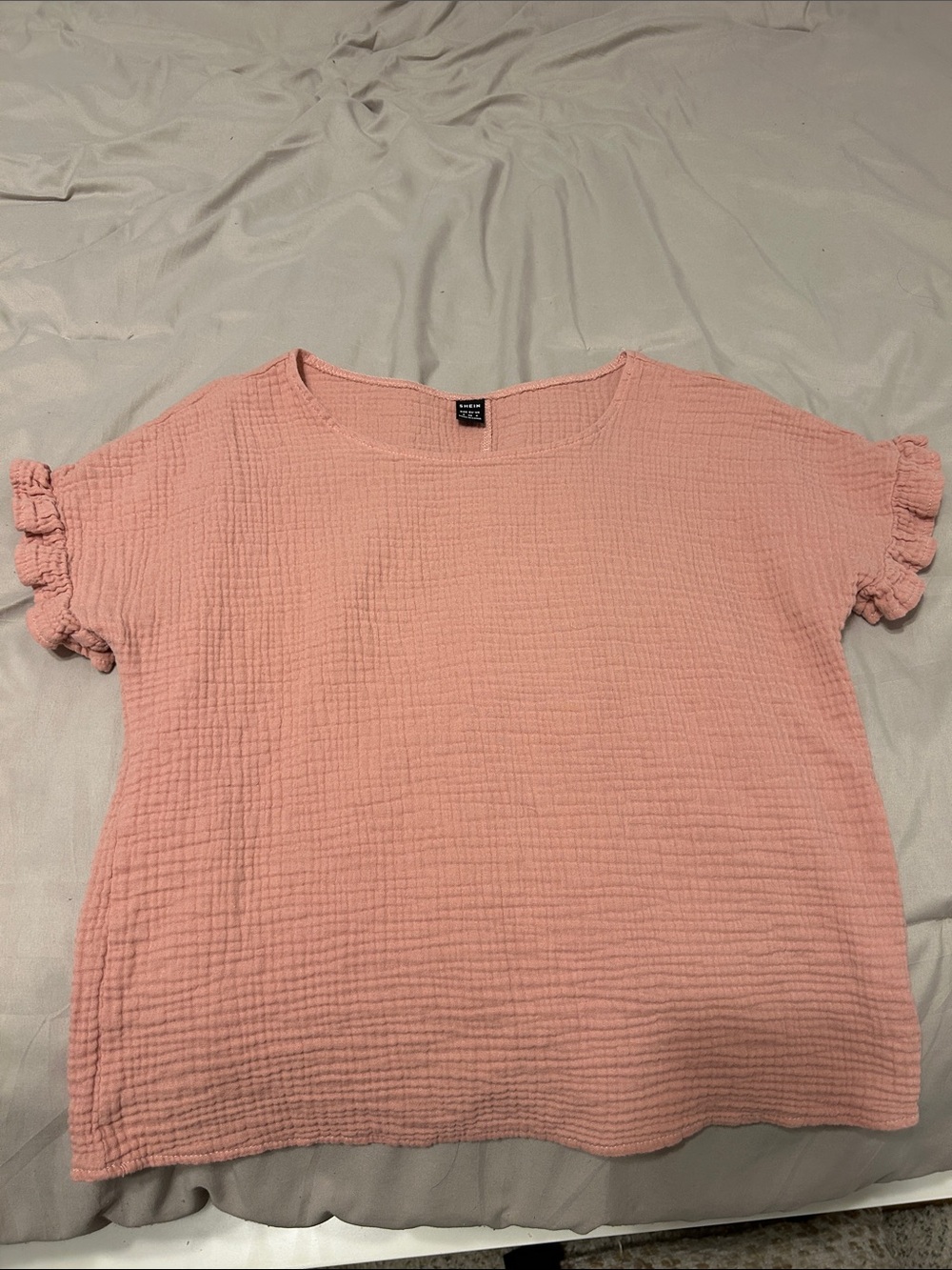 Women’s Washed Pink Textured Ruffle Sleeve Top